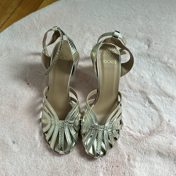 Brand new gold sandals | Bocage | size 9 / 40 - Picture 3 of 6